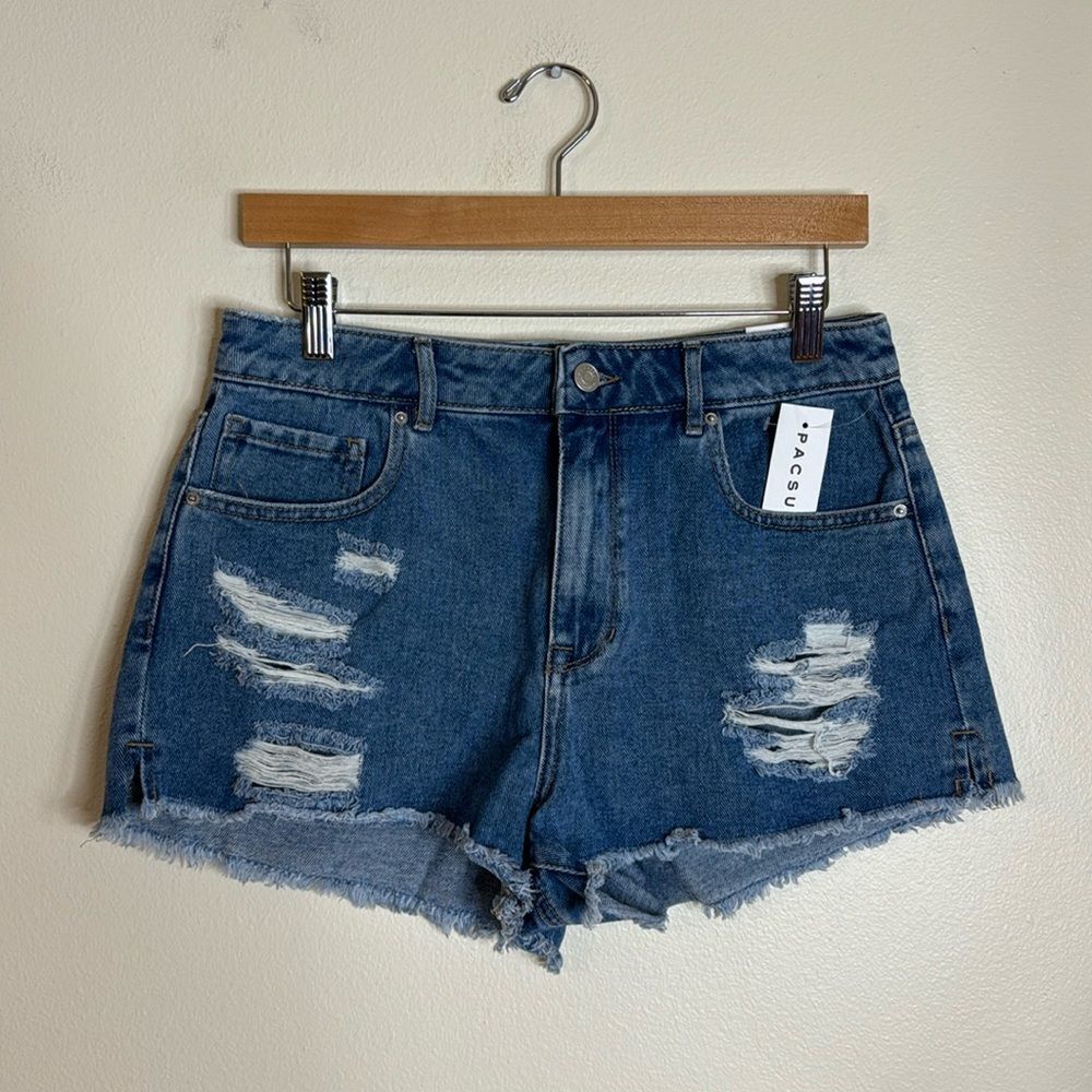 Pacsun ladies high rise festival distressed denim shorts size 29